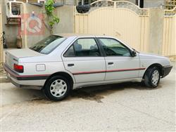 Peugeot 405